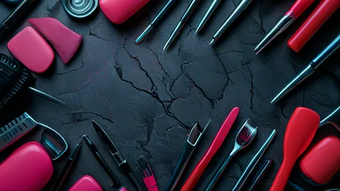 Manicure em casa: 4 itens essenciais para economizar R$ 250