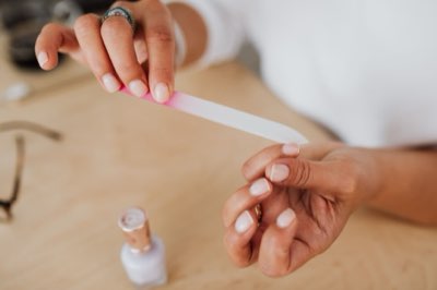 Routine ongles : 3 étapes essentielles pour des ongles plus forts
